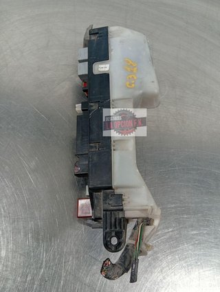 CAJA RELES / FUSIBLES Toyota Corolla (E12)(2002->)