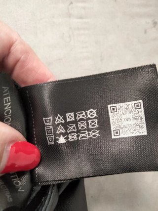 Pantalón Polipiel Zara Talla 36