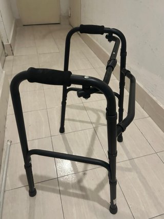 Andador Plegable Negro