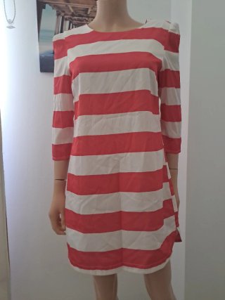 Vestido rayas coral y blanco.puesto una vez .