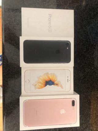 Lote 4 iPhones piezas o arreglar