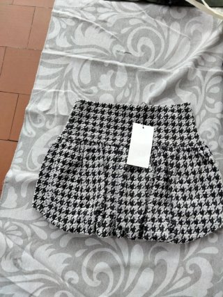 4 Minifaldas, Short, Vestido fiesta y sandalias