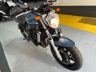Yamaha FZ6 Fazer 600