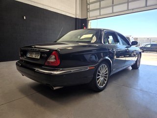 Jaguar XJ XJ6 2.7D V6 Executive 4p. Auto