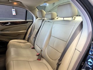 Jaguar XJ XJ6 2.7D V6 Executive 4p. Auto