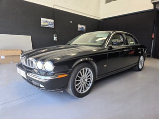 Jaguar XJ XJ6 2.7D V6 Executive 4p. Auto