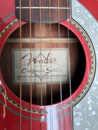Guitarra Fender Malibu Roja