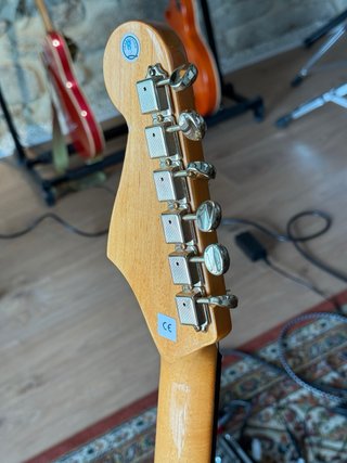 Guitarra Fender Malibu Roja