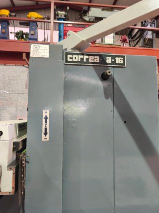 Fresadora Correa A-16 Bancada Fija