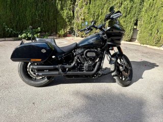 Harley-Davidson Low Rider ST Negra