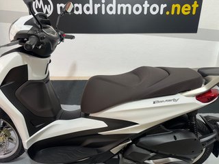 Piaggio Beverly 300 HPE