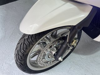 Piaggio Beverly 300 HPE