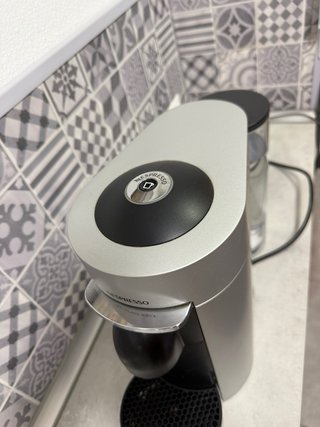 Cafetera Nespresso Vertuo Automática