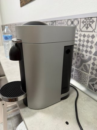 Cafetera Nespresso Vertuo Automática