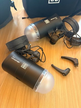 Kit Doble Flash Elinchrom + 2 Trípodes