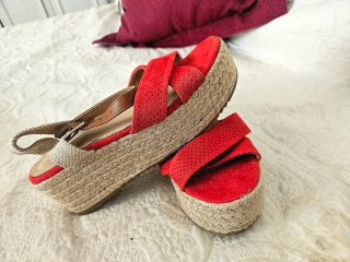 Sandalias cuña esparto rojas