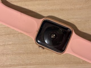 PARA PIEZAS O REPARAR Apple Watch SE 40mm OroRosa