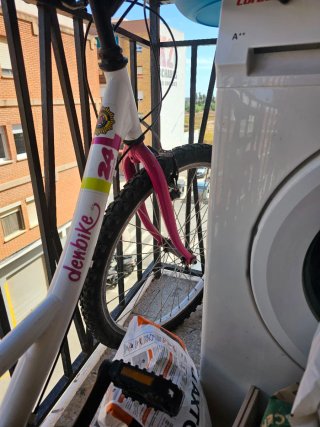 Bicicleta infantil Denbike 24 blanca