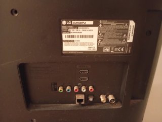 Televisor Smart TV LG de 32 pulgadas.