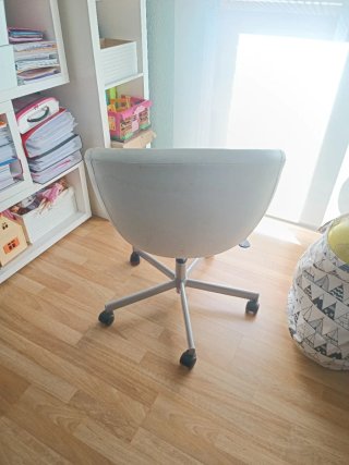 Silla giratoria SKRUVSKA Ikea