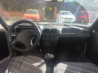 Peugeot 205 1997