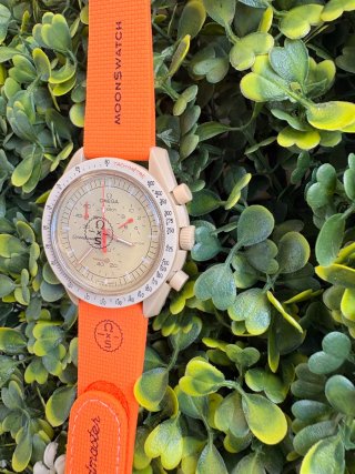 Omega x Swatch Bioceramic MoonSwatch Jupiter