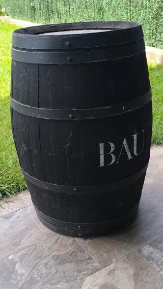 2 Barricas de vino para mesa
