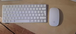 iMac 21.5 Full HD 2017 i5 8GB RAM 1TB + Teclado y
