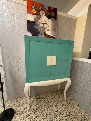 Cómoda baja 4 puertas