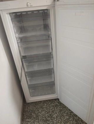 Congelador Benavent blanco