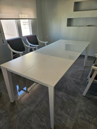 Mesa de comedor cristal blanca