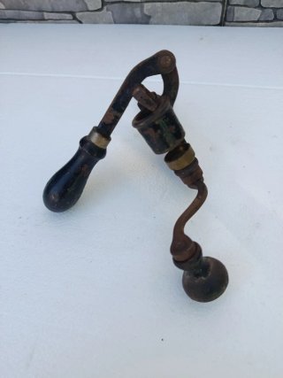 Antigua herramienta para cartuchos