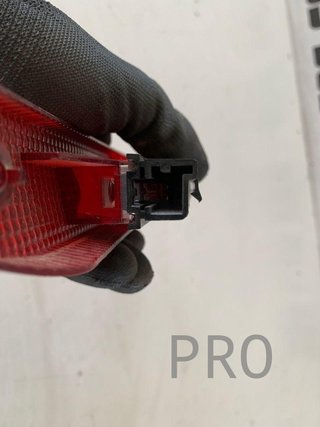 Luz de freno central Ford Focus usado