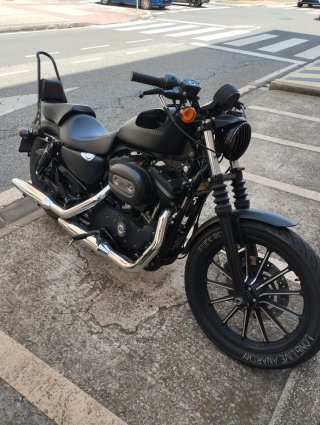 Harley Davidson Sportster Iron 883