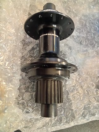 Mozzo Posteriore Shimano 28h 12x148