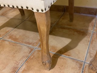 Pareja de sillones de tela beige