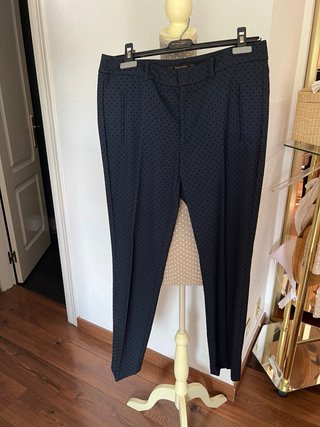 Conjunto pantalón y blusa lunares