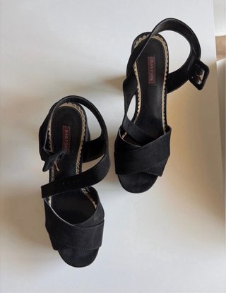 Zapatos de tacón negros plataforma