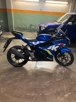 Suzuki GSXR 125 2017 Azul 5000km