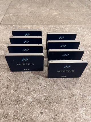 1*SSD OCZ Intrepid 3800 800GB SATA 2.5