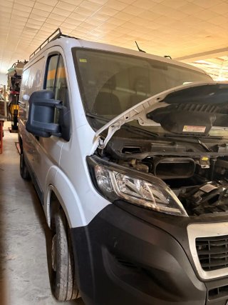 Peugeot Boxer 2021