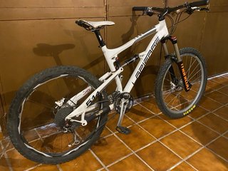 Lapierre Zesty 514 Carbono(500€)/Aluminio(400€ 26’