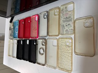 Pack 17 fundas iPhone 14 + 2 correas