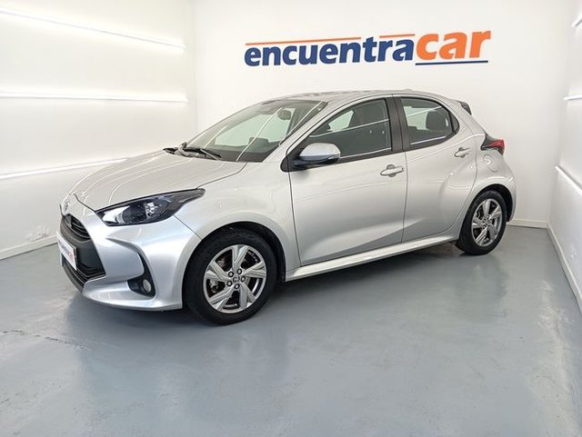 Toyota Yaris 1.5 120H Active Plus