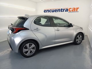 Toyota Yaris 1.5 120H Active Plus