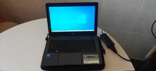 Pack Acer 11" + Funda Tucano + Cargador original