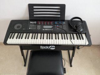 Teclado RockJam con soporte y auriculares
