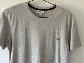 2 Polo Lacoste