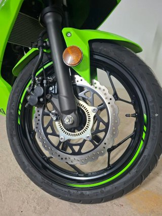 Kawasaki Ninja 125cc Verde