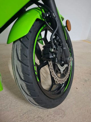Kawasaki Ninja 125cc Verde